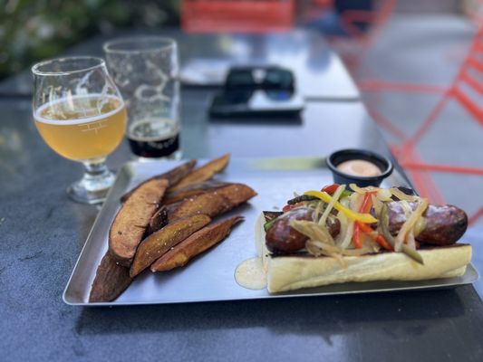 Off The Wall Craft Beer & Wine by null