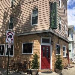 Vinnie's All-Star Bar & Grill