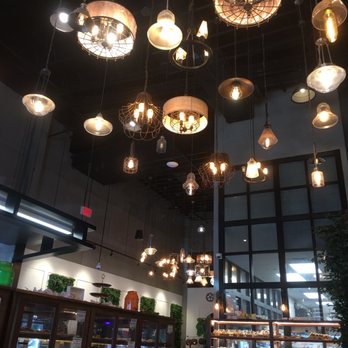 Chateau De Chantilly Cafe - Bakeries Near Me - Chantilly, Virginia