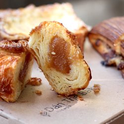 Bad Butter - Inside of Apple Butter Kouign Amann ($5) - very sweet. Generous amount of apple butter filling!