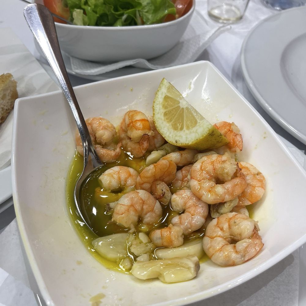 Cabrinha - Shrimp - Wine Bars Near Me - Almada, 15
