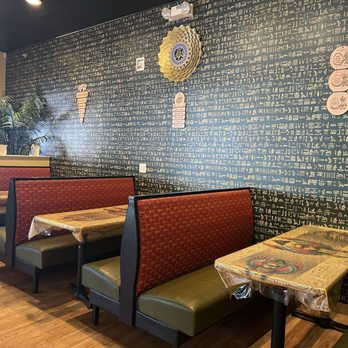 Taza Grill - Dining area - Middle Eastern Near Me - East Lyme, Connecticut