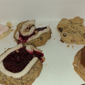 Crumbl - Arlington Heights - Cookies of the week - Bakeries Near Me - Arlington Heights, Illinois Crumbl - Arlington Heights - Cookies of the week - Bakeries Near Me - Arlington Heights, Illinois