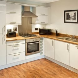 Oakhill Apartments - Fitted kitchens with all the mod-cons