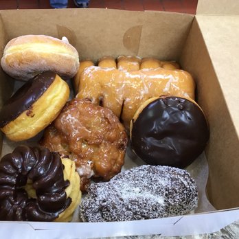 Top Donut - Box of goodness $9.25 - Donuts Near Me - Lowell, Massachusetts Top Donut - Box of goodness $9.25 - Donuts Near Me - Lowell, Massachusetts