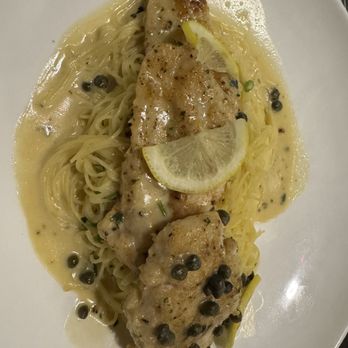 Cooper’s Hawk Winery & Restaurant - Lemon chicken - American Near Me - Tampa, Florida