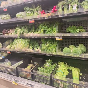Food Lion LLC - Grocery Near Me - Charlotte, North Carolina Food Lion LLC - Grocery Near Me - Charlotte, North Carolina