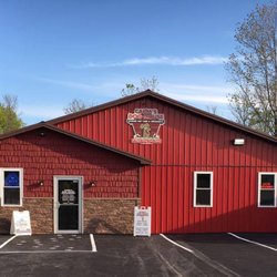 Carm's Dog House - Pet Care in Cicero, NY