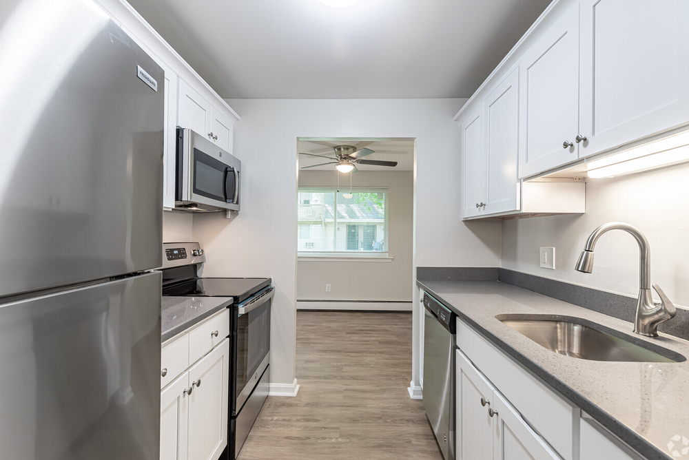 WOODGATE APARTMENTS Updated September 2024 19 Photos 100 Woodgate