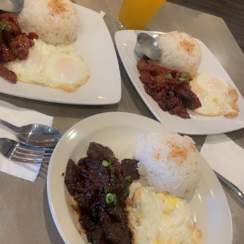 Pink Salt Grill - Tapsilog and Tocino breakfast with calamari juice and mango juice. Weekend brunch, highly recommend this place! - Filipino Near Me - Santa Clarita, California Pink Salt Grill - Tapsilog and Tocino breakfast with calamari juice and mango juice. Weekend brunch, highly recommend this place! - Filipino Near Me - Santa Clarita, California