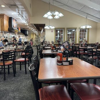 Golden Corral Buffet & Grill - American Near Me - Pittsburgh, Pennsylvania