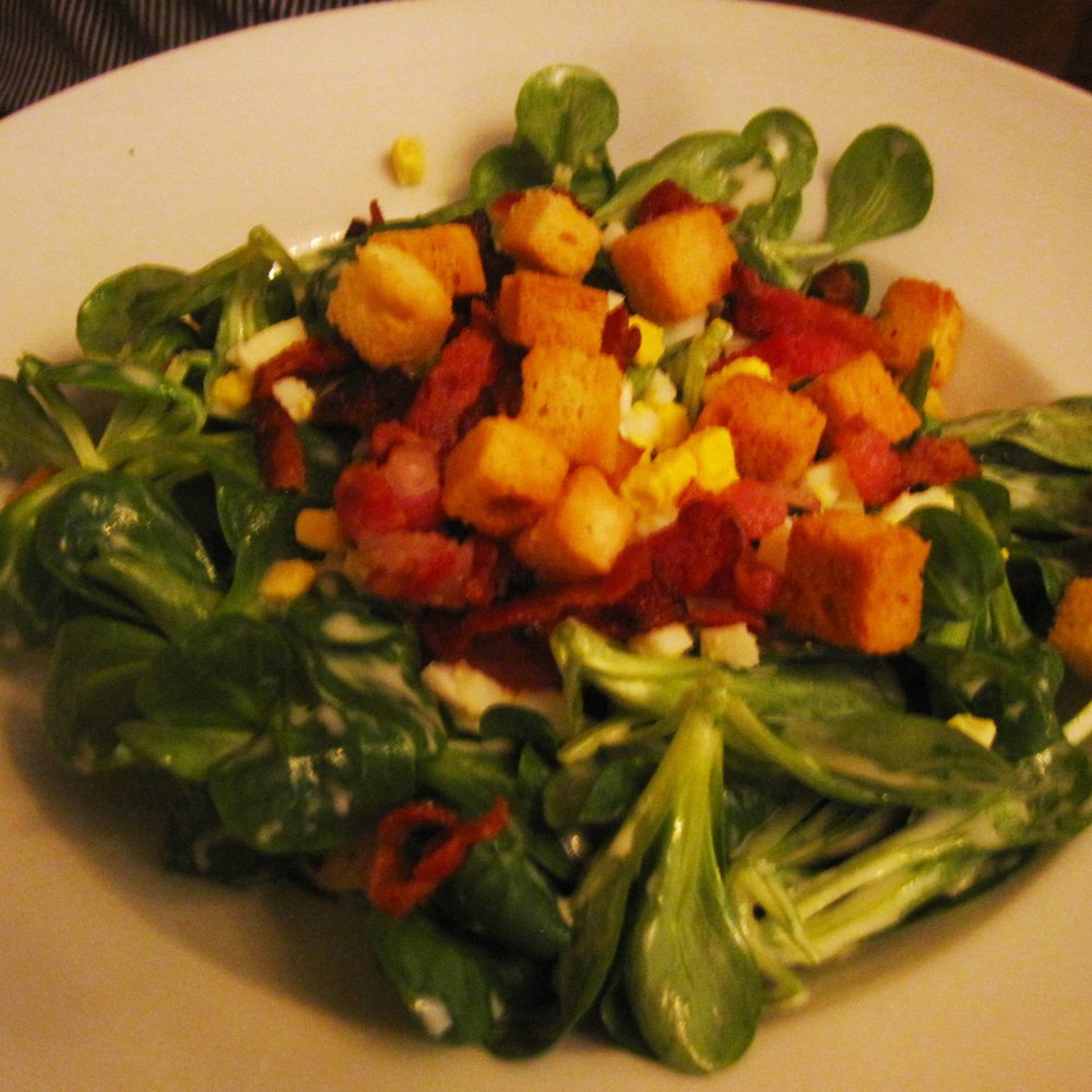 Josef - Nüsslisalat mit Ei, Speck und Croûtons - Modern European Near Me - Zürich, ZH Josef - Nüsslisalat mit Ei, Speck und Croûtons - Modern European Near Me - Zürich, ZH