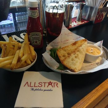 Allstar - What's not to love! - Dance Clubs Near Me - Luleå, BD