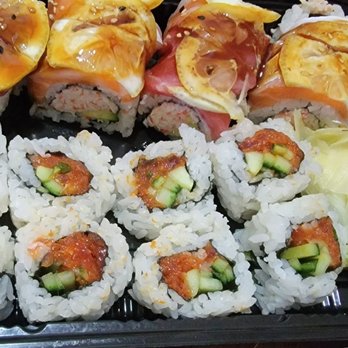 V Sushi - Spicy tuna and Rainbow Roll Special - Sushi Bars Near Me - Milpitas, California V Sushi - Spicy tuna and Rainbow Roll Special - Sushi Bars Near Me - Milpitas, California