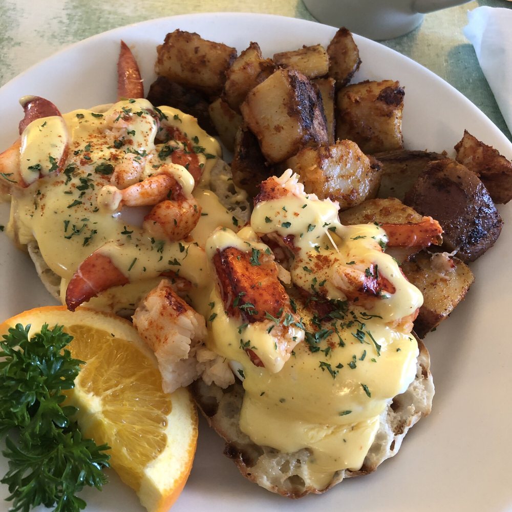 Carson's Store - Lobster eggs Benedict with a side of home fries - Breakfast & Brunch Near Me - Noank, Connecticut