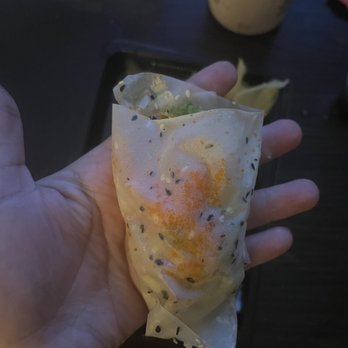 SushiStop Pasadena - (c030) Yellowtail Truffle Hand Roll - Sushi Bars Near Me - Pasadena, California
