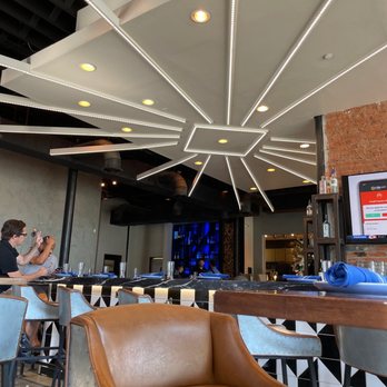 STIRR - Appetizers in Deep Ellum - Cocktail Bars Near Me - Dallas, Texas