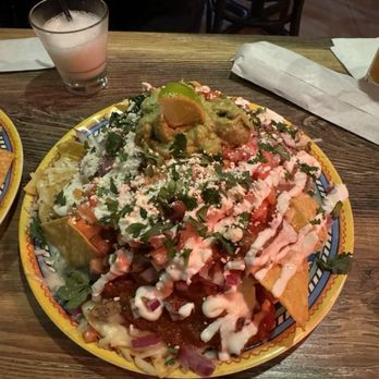 Q’onda taqueria - Nachos con Carne - Mexican Near Me - Kendall, Florida