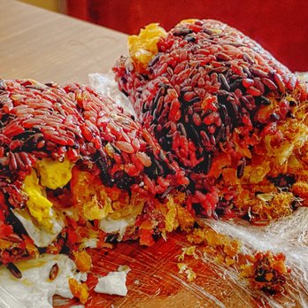 Huge Tree Pastry - Taiwanese Near Me - Monterey Park, California