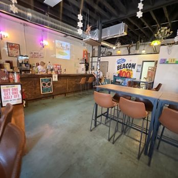 Roundabout - Beer Bar Near Me - San Antonio, Texas Roundabout - Beer Bar Near Me - San Antonio, Texas