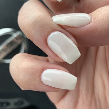 Anthony Vince Nail Spa - Up close of cuts/irritation on my cuticles. - Nail Salons Near Me - South Barrington, Illinois
