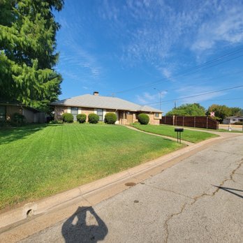 Brothers Lawn Care - Lawn Services Near Me Brothers Lawn Care - Lawn Services Near Me