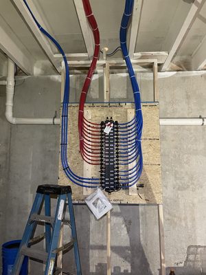 Wick contracting Logo