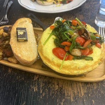 Sweet Maple - Gardena skillet - Breakfast & Brunch Near Me - Cupertino, California