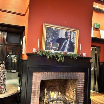 Providence Art Club - Main bar/lounge - Art Galleries Near Me - Providence, Rhode Island