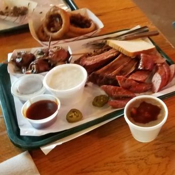 Hard Eight BBQ - Barbeque Near Me - Roanoke, Texas