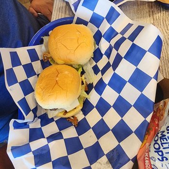 Ned's New England Deck - Sliders - Seafood Near Me - Fairfax, Virginia