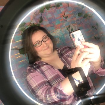 Parlor B - New hair vanity. Which is more acceptable than my usual vanity - Hair Salons Near Me - San Diego, California