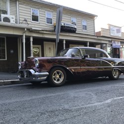 Hot Rod Bar & Grill