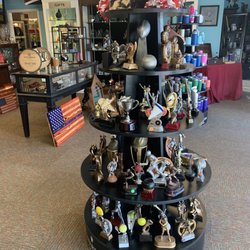 Blue Ribbon Awards and Gifts - Trophy items