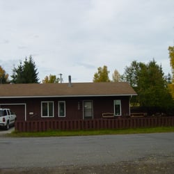 Downtown Log Cabin Hideaway B & B - Hall House across the street. Has 2 bedrooms
