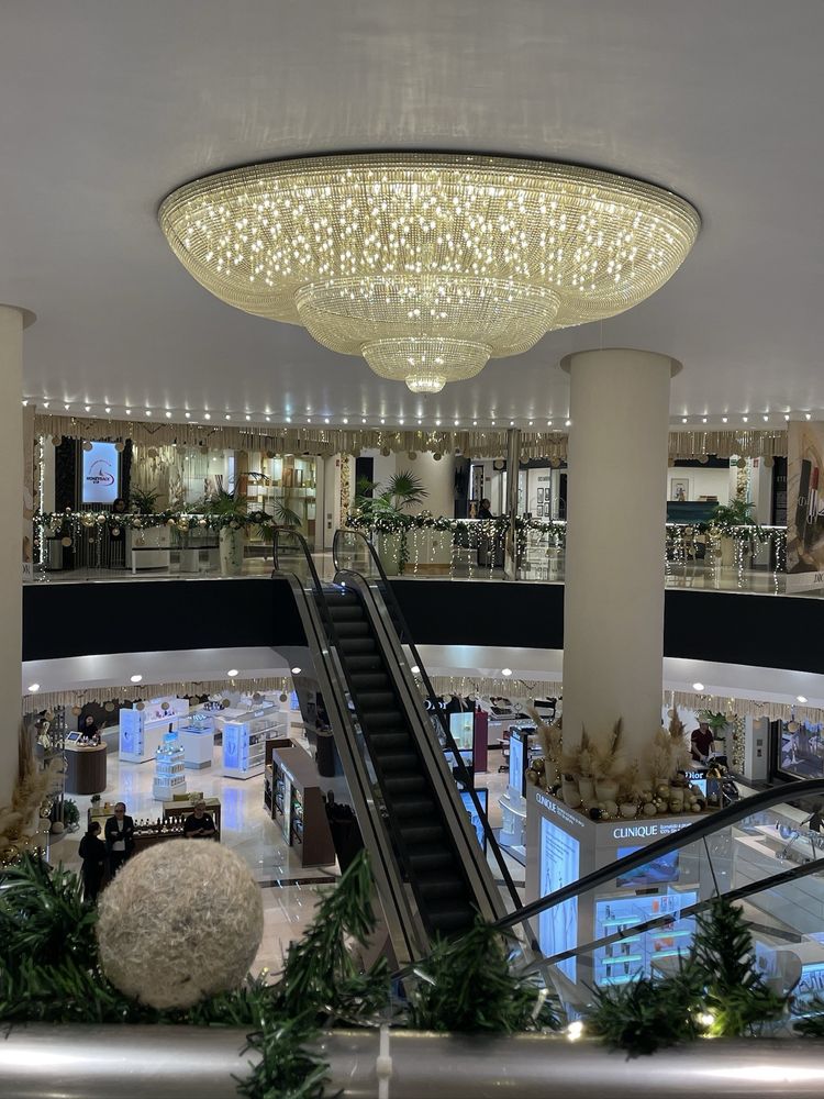 Luxury Avenue