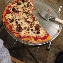 Sal's Pizza & Pasta - Meatball pizza- large (18")