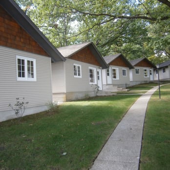 Birch Lodge Cottages - Hotels Near Me - Roscommon, Michigan Birch Lodge Cottages - Hotels Near Me - Roscommon, Michigan