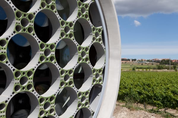 Cava & Hotel Mastinell by null