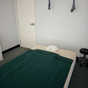 Torrey Pines Thai Massage - Massage room - Massage Therapy Near Me - Del Mar, California Torrey Pines Thai Massage - Massage room - Massage Therapy Near Me - Del Mar, California