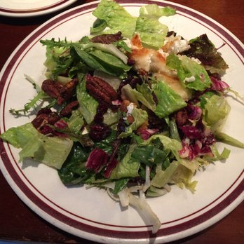 Mike's American - Warm goat cheese and spiced pecan salad - American Near Me - Springfield, Virginia