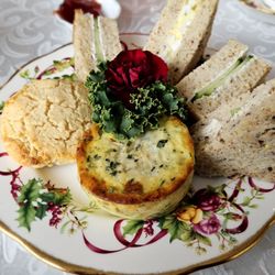Lisa's Tea Treasures - Gluten free meal