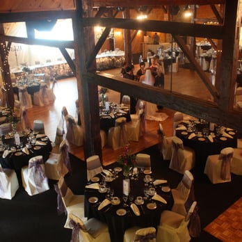 Hernder Estate Wines - Upstairs venue - Wineries Near Me - St Catharines, Ontario Hernder Estate Wines - Upstairs venue - Wineries Near Me - St Catharines, Ontario
