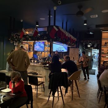 Salt & Pearl - Seafood Near Me - Redondo Beach, California Salt & Pearl - Seafood Near Me - Redondo Beach, California