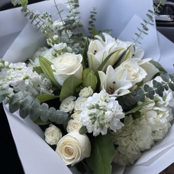 Alameda Floral Design - Dreams from the Heart bouquet - Florists Near Me - Alameda, California Alameda Floral Design - Dreams from the Heart bouquet - Florists Near Me - Alameda, California