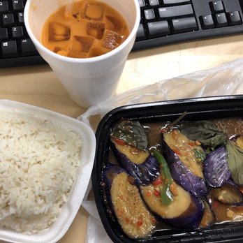 Vieng Thai - Spicy eggplant (plus the rice that came with it), Thai tea - Thai Near Me - Houston, Texas