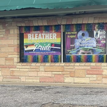 The Midtown Pub - Dance Clubs Near Me - Mobile, Alabama
