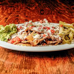 Avocados Mexican Grill - Nachos with steack