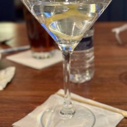 Amphora Lounge