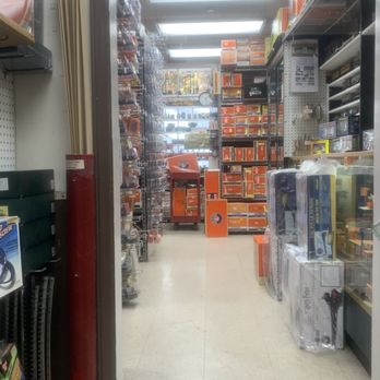 Nick's Trains - Toy Stores Near Me - Raleigh, North Carolina
